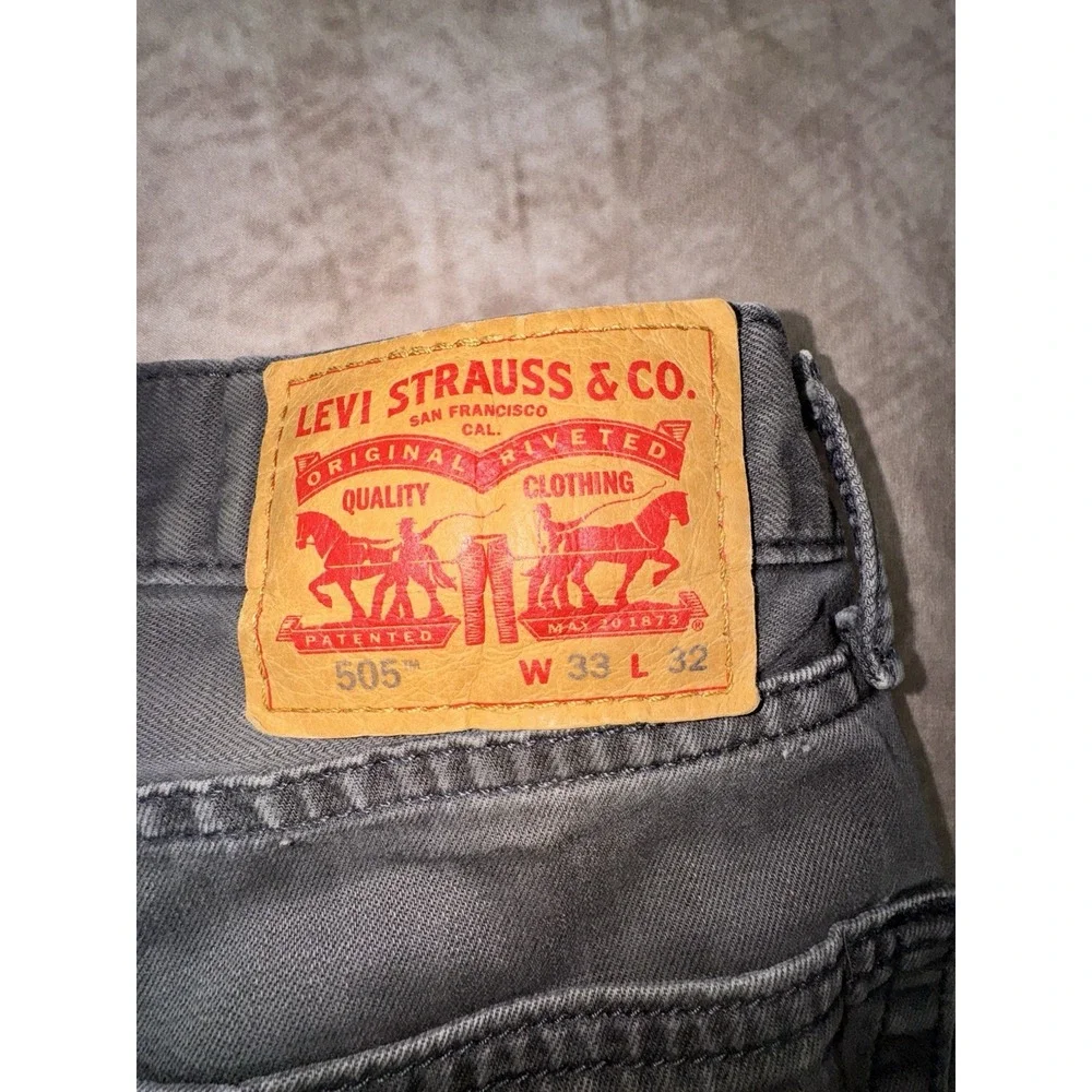 Levis white-tab 505 gray denim jeans - mens *33 x 31 Pants Distressed Crotch
